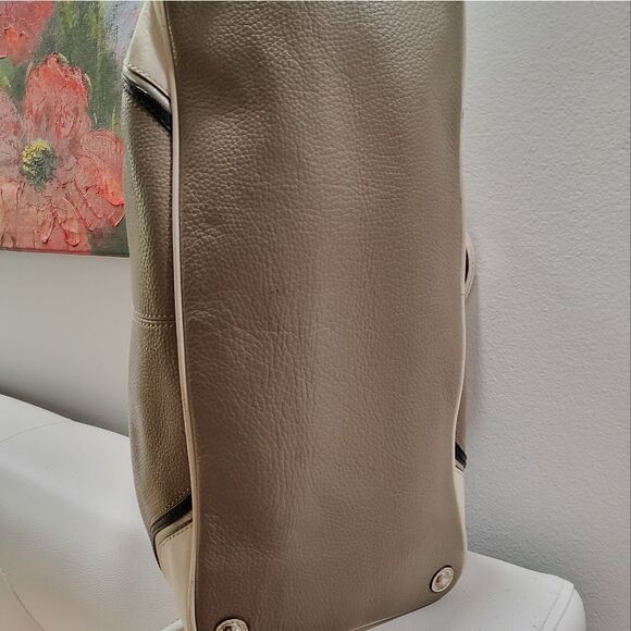 Coach Laura Spectator Tote - Picture 6 of 15